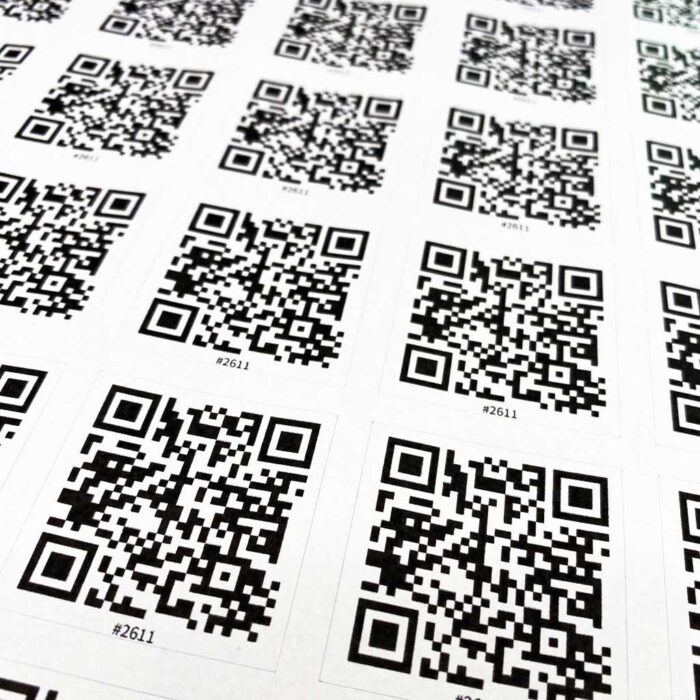 Individuell gestaltete QR- oder Barcode-Aufkleber, 20 Stück (45 × 45 mm) - Image 2